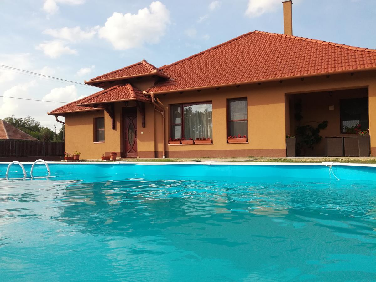 Tordai Vendeghaz Hotel Bihartorda Exterior photo